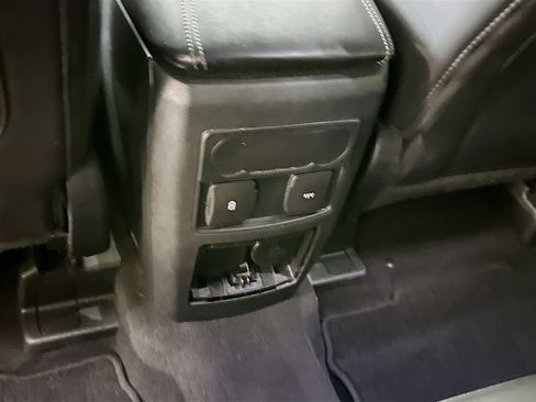 Used 2023 Ford Explorer XLT w/ Equipment Group 202A image 27