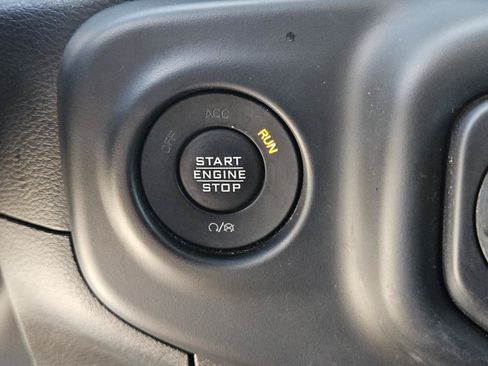 Used 2023 Jeep Wrangler Unlimited Sport AWD/4WD image 15
