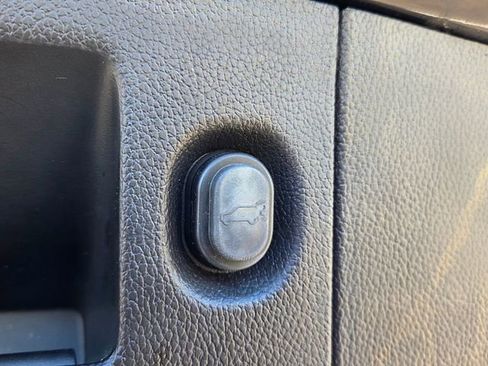 Used 2016 Chevrolet Tahoe LT image 14