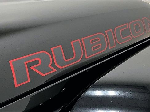 Used 2023 Jeep Gladiator Rubicon w/ Trailer Tow Package AWD/4WD image 40