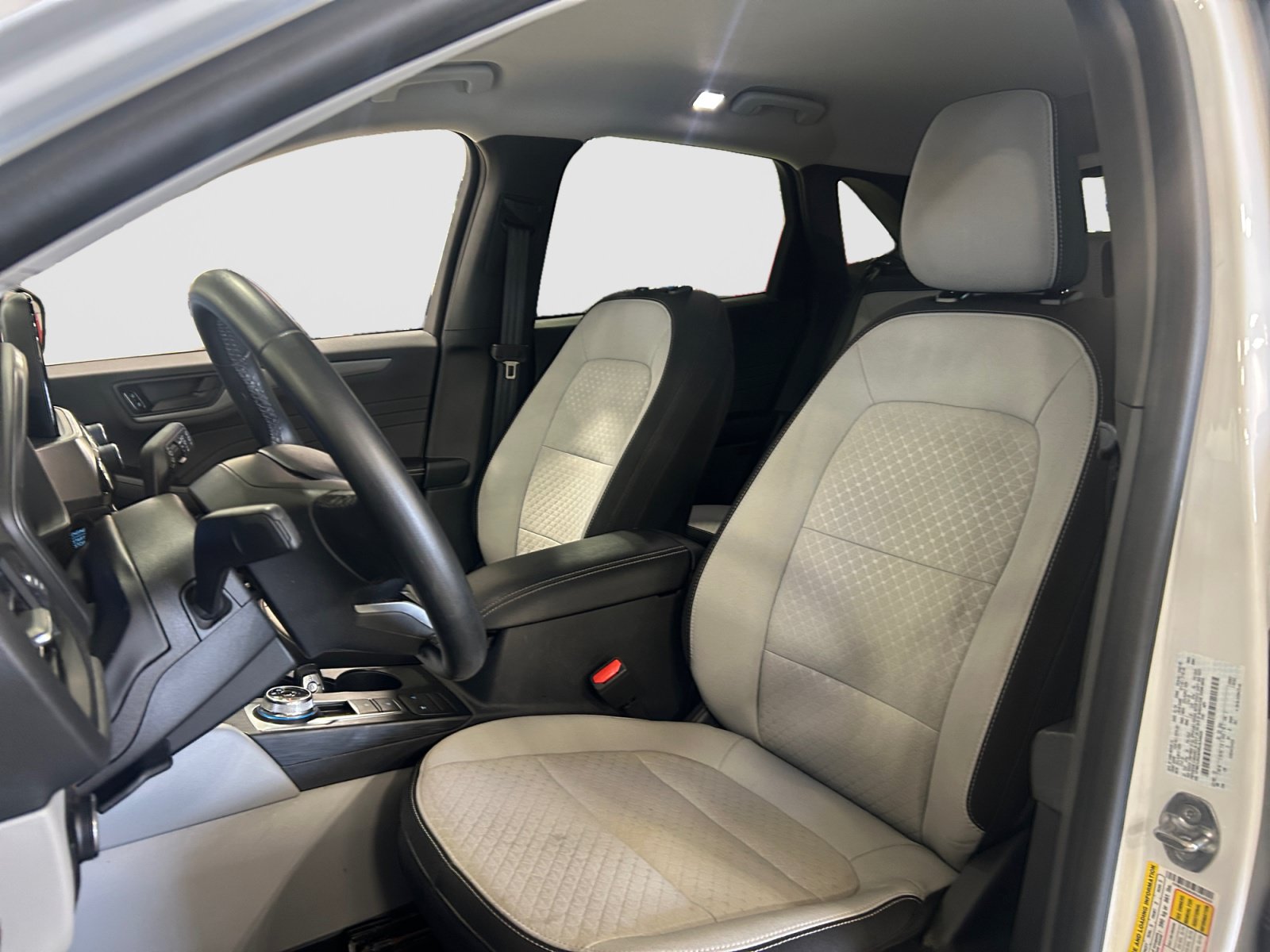 Certified 2024 Ford Escape Active FWD image 12