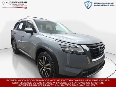 Used 2024 Nissan Pathfinder Platinum w/ Cargo Package