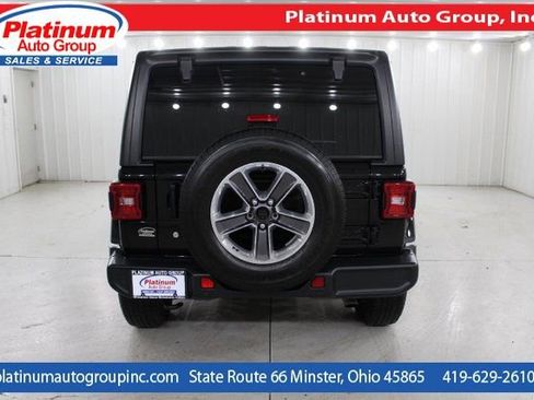 Used 2019 Jeep Wrangler Unlimited Sahara w/ Safety Group image 4