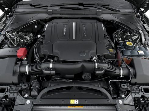 Used 2016 Jaguar XF R-Sport image 65