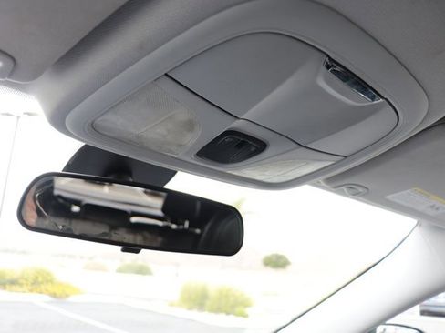 Used 2020 Jeep Cherokee Latitude Plus FWD image 23