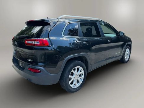 Used 2015 Jeep Cherokee Latitude w/ Comfort/Convenience Group FWD image 6