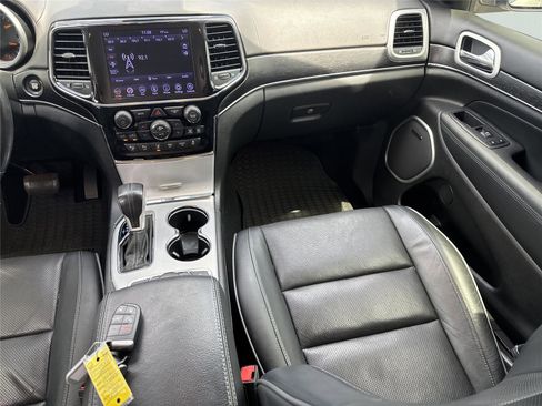 Used 2021 Jeep Grand Cherokee Summit AWD/4WD image 16
