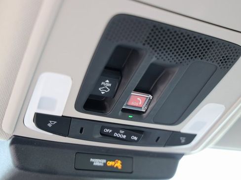 New 2025 Honda Accord SE image 23