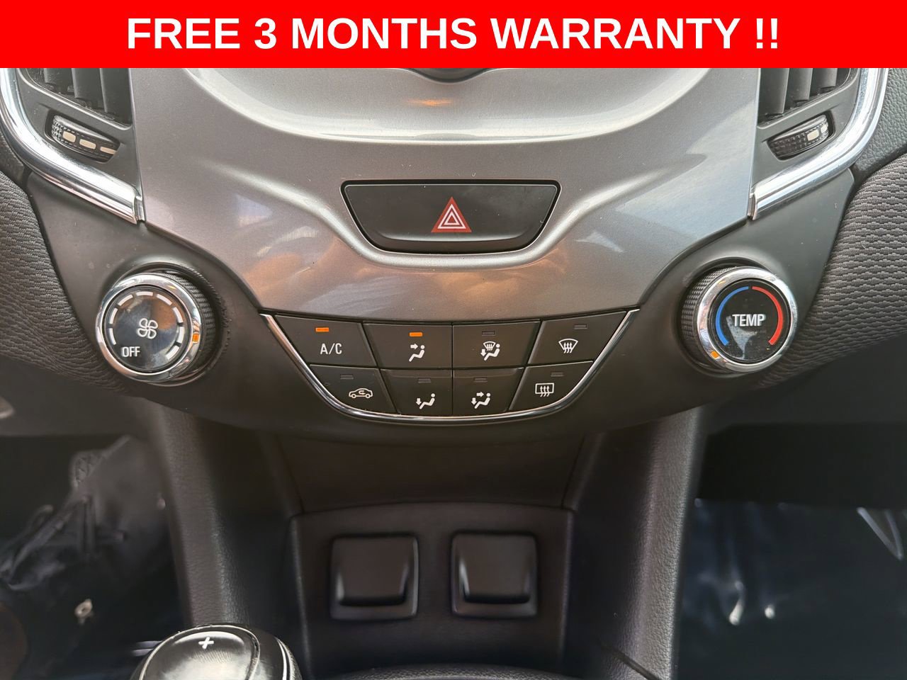 Used 2017 Chevrolet Cruze LT FWD image 19
