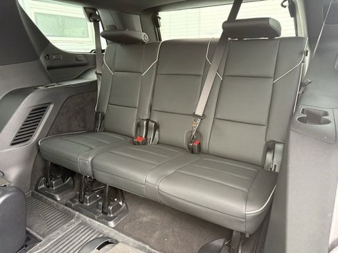 Certified 2025 Cadillac Escalade Premium Luxury image 32