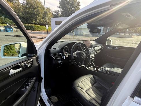 Used 2019 Mercedes-Benz GLS 450 4MATIC image 13