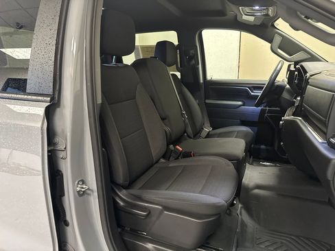 Used 2024 Chevrolet Silverado 1500 RST w/ Z71 Off-Road Package AWD/4WD image 30