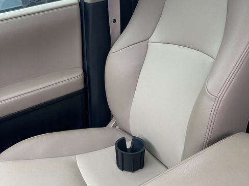 Used 2019 Toyota 4Runner SR5 Premium image 6