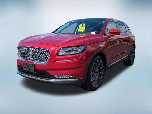 Used 2021 Lincoln Nautilus Reserve w/ Equipment Group 202A AWD/4WD image 2