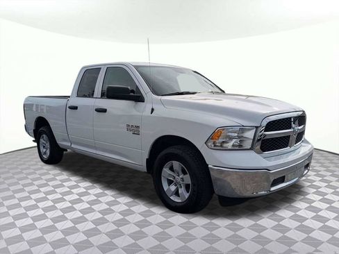 Used 2024 RAM 1500 Classic SLT AWD/4WD image 2