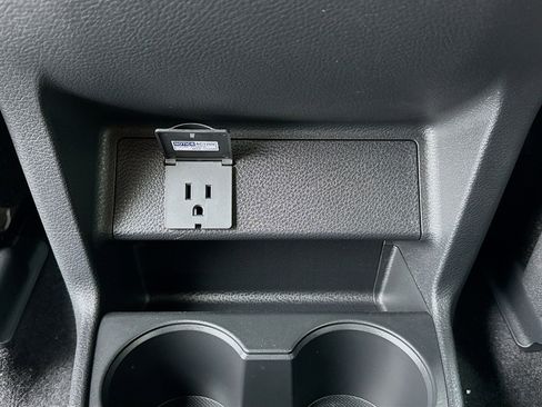 Used 2024 Toyota Sienna XSE w/ XSE Premium Package image 17