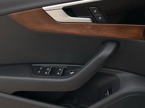 Used 2021 Audi A4 2.0T Premium image 20