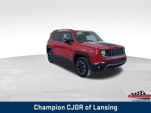 Used 2023 Jeep Renegade Latitude image 8