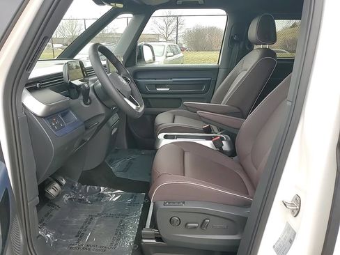 New 2025 Volkswagen ID. Buzz Pro S image 14