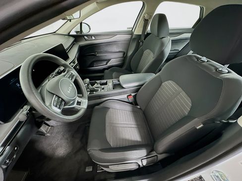 Used 2025 Kia K5 LXS image 13