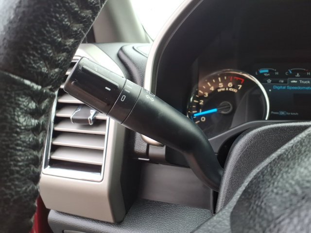 Used 2015 Ford F150 Lariat w/ Trailer Tow Package AWD/4WD image 21