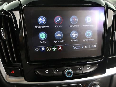 Used 2023 Chevrolet Traverse LT image 45