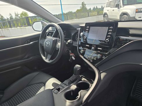 Certified 2024 Toyota Camry SE AWD/4WD image 10