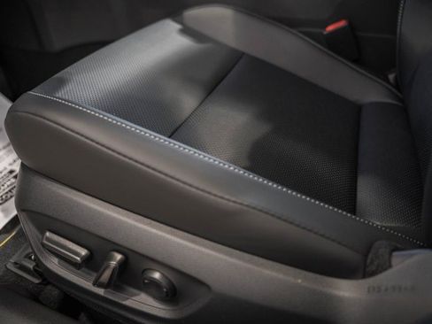 New 2026 Toyota Prius XLE image 36