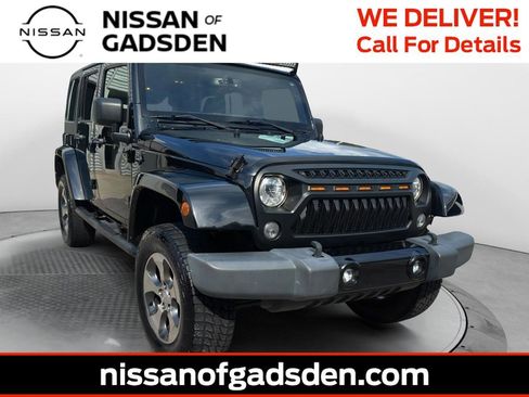 Used 2018 Jeep Wrangler Unlimited Sahara image 1