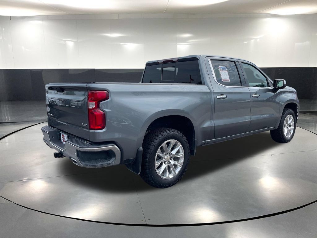 Used 2020 Chevrolet Silverado 1500 LTZ AWD/4WD image 4