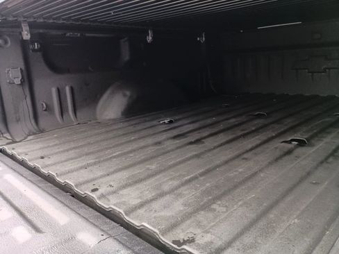 Used 2016 Chevrolet Silverado 2500 LT w/ Midnight Edition image 21