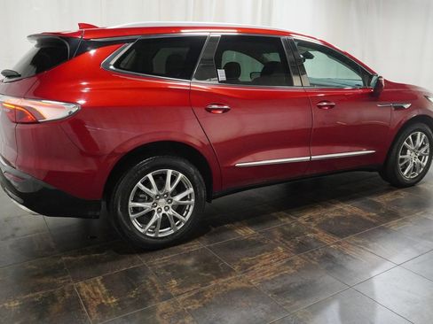 Used 2022 Buick Enclave Premium w/ Surround and Sites Package image 4