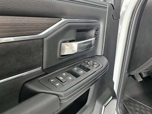 New 2026 RAM 3500 Laramie AWD/4WD image 21