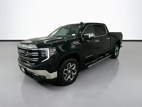 Certified 2024 GMC Sierra 1500 SLT w/ SLT Premium Plus Package AWD/4WD image 3