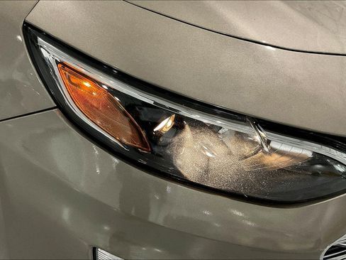 Used 2022 Chevrolet Malibu LT FWD image 30