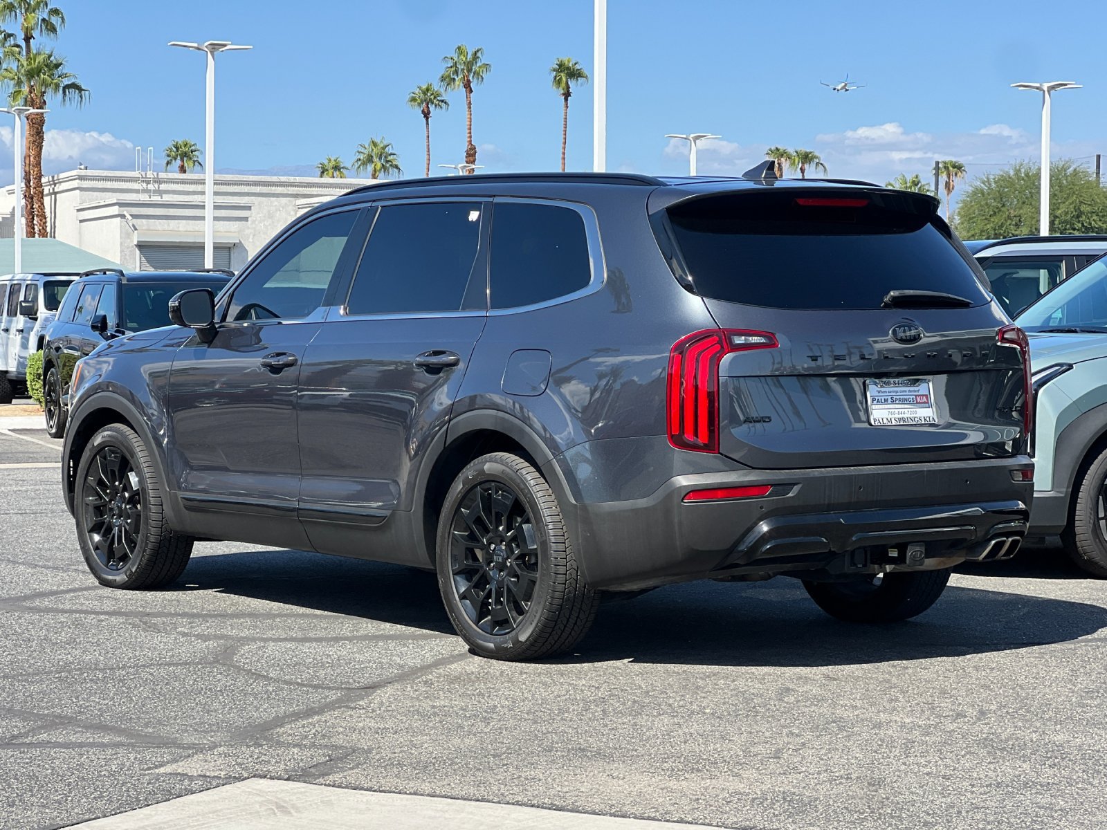 Used 2021 Kia Telluride SX w/ Nightfall Edition Package AWD/4WD image 5