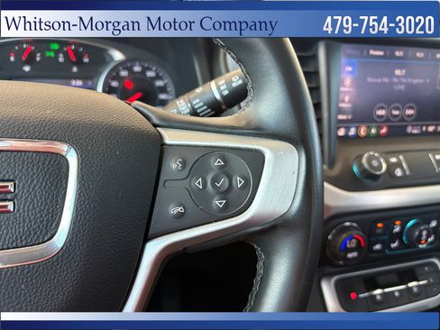Used 2023 GMC Acadia SLT AWD/4WD image 17