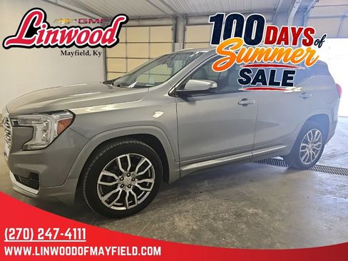 Used 2023 GMC Terrain Denali AWD/4WD image 5