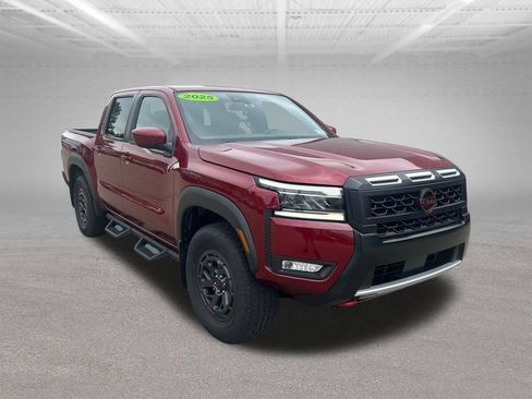 Used 2025 Nissan Frontier PRO-4X AWD/4WD image 8