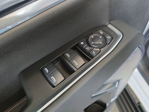 Certified 2025 Chevrolet Silverado 3500 High Country w/ Technology Package image 29