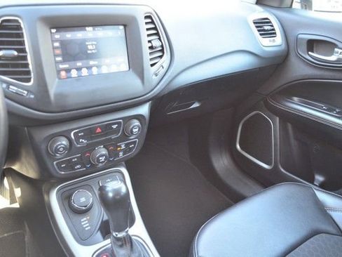 Used 2019 Jeep Compass Latitude w/ Safety & Security Group image 24