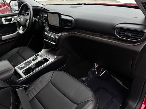 Used 2020 Ford Explorer Limited w/ Class III Trailer Tow Package image 21