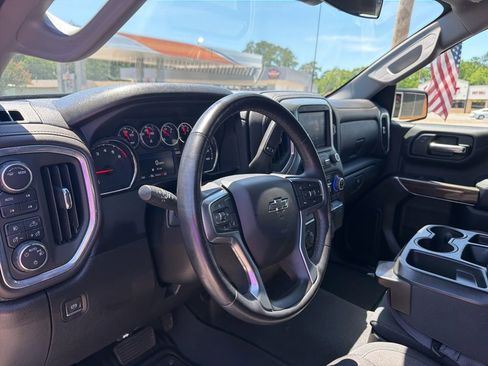 Used 2022 Chevrolet Silverado 1500 RST w/ Redline Edition AWD/4WD image 17