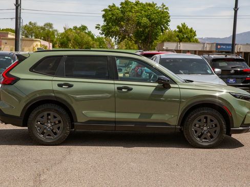 Used 2026 Honda CR-V TrailSport image 4