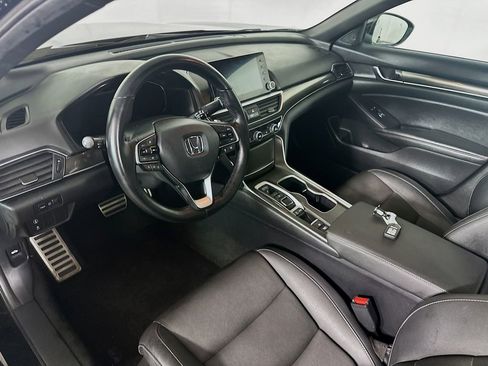 Used 2019 Honda Accord Sport image 29