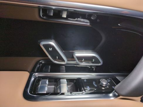 New 2026 Land Rover Range Rover SE AWD/4WD image 14