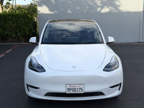 Used 2022 Tesla Model Y Performance AWD/4WD image 4