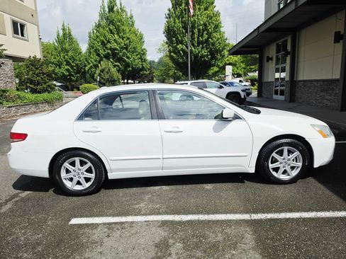 Used 2004 Honda Accord EX image 6