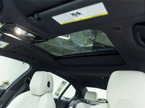 New 2026 BMW 530i xDrive w/ Premium Package image 16