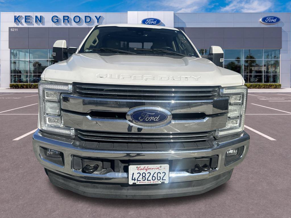 Used 2017 Ford F250 Lariat w/ Lariat Ultimate Package AWD/4WD image 3